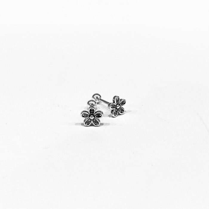 Khuyên tai bạc 925, thiết kế hoa daisy, chốt vặn bi KCV24.110 - Hình ảnh 3