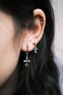 Khuyên tai bạc 925, họa tiết chrome hearts, chốt vặn bi KCVCH2.165