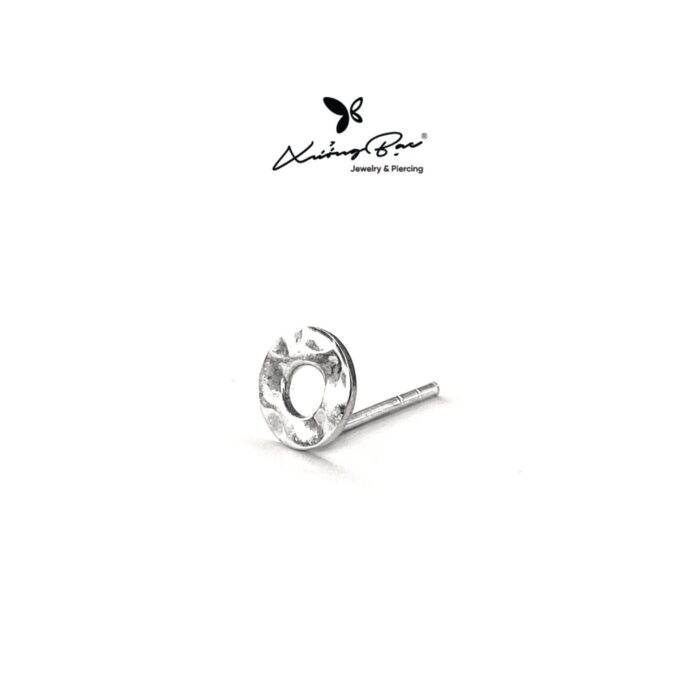 Khuyên nụ bạc 925, họa tiết hình tròn mặt lồi lõm, chốt cánh bướm KNH43.70 - Hình ảnh 2